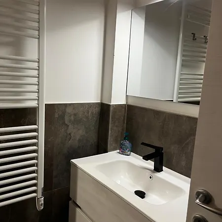 Pensionat Monolocale Giuggiola 3*